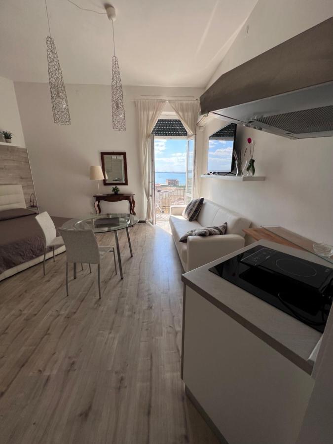 Marconi Sea View Apartments Siraküza Dış mekan fotoğraf